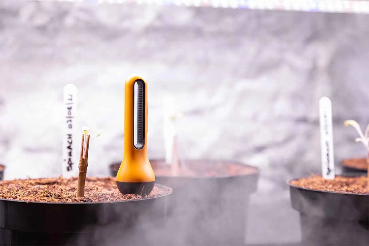 The AirComfort Sensor – How to Keep Track of Humidity & Temps in Your Garden